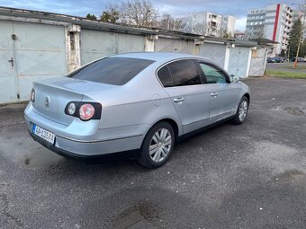 Volkswagen Passat B6 - 5