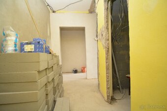 REZERVOVANÉ Na predaj 2izb byt s balkónom - 5