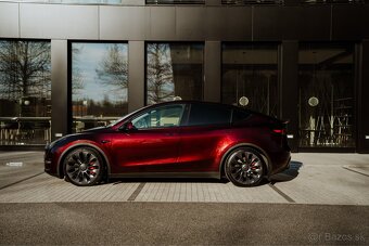 Predám Teslu Model Y vo verzii Performance - 5