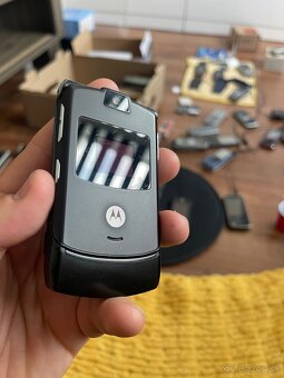 Motorola V3 - 5