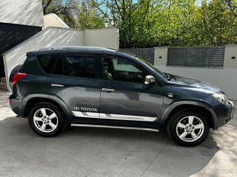 Toyota RAV4 2.2 D-4D 180 LUXURY - 5