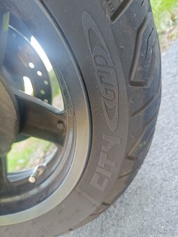 Predam Yamaha Xmax 250 - 5