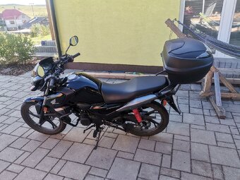 Honda CB125F 2023 - 5