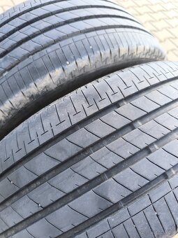 215/45r18 - 5