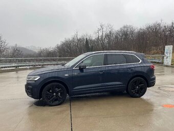 Volkswagen Touareg 3.0 V6 TDI 286k R-Line 4Motion Tiptronic - 5