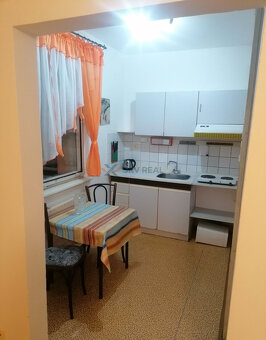Prenájom 1 izbového bytu blízko centra - 5