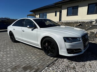 Audi S8, model 2015, zakázková výbava - 5