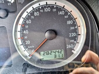 Volkswagen Golf IV 1.9TDI 74kw r.v. 2003 - 5