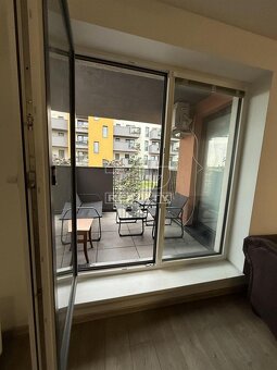 TUreality ponúka na predaj 4-izbový byt s garážovým... - 5