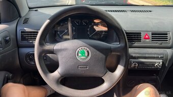 Skoda Octavia 2002 1.6 Benzin - 5