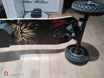 Predam elektricky skateboard / longboard - offroad - 5