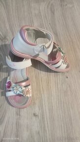 Dievčenské sandálky veľkosť 27 - 5