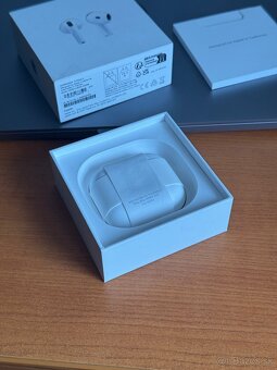 Apple AirPods 4 gen - nové, záruka - 5