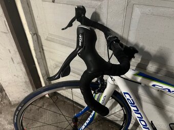 Predám cestný bicykel Cannondale - 5
