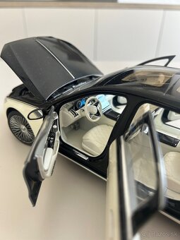 Mercedes Benz Maybach 680 1:18 - 5