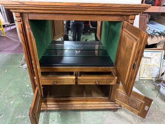 Skriňa z masívu - holandský nábytok - 5