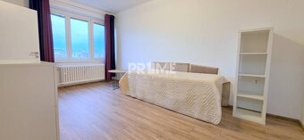 Pekný 1i byt, VÝHĽAD, BALKÓN, Kupeckého ulica, OC CENTRAL, R - 5