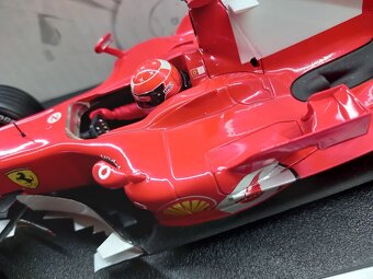 F1 FERRARI F248 2006 MICHAEL SCHUMACHER HOTWHEELS 1:18 - 5