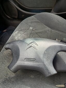 Airbag a páčky. - 5