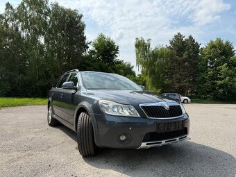 Škoda Octavia 2 Facelift Scout 4x4, 2.0 TDi 103kW - 5