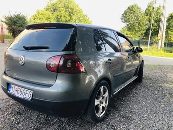 VW Golf 5 - 5