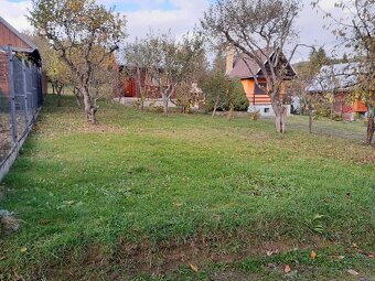 Záhrada s chatkou - 5