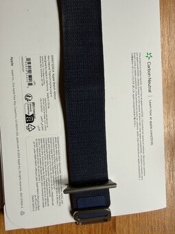 Apple Watch 49mm Navy Alpine Loop - Medium, Natural Titanium - 5