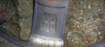 Elektrony DEZENT 5×112/R17 Z PNEU - 5