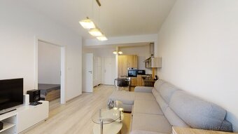 2i.byt Vietnamská ul., 1x GAR. PARKING v cene, 3/7p., loggia - 5