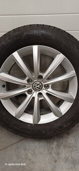 Orginal sada VW disky 6.5Jx17 ET38 zimne pneu Good Year - 5