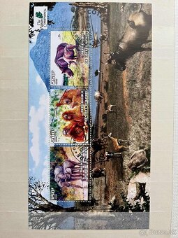 Známky + album - 5