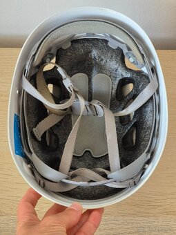 Prilba Petzl elios - 5