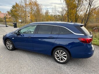 Opel astra sports tourer combi - 5