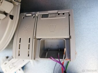 Obehové čerpadlo na Siemens Bosch funkčné  a elektronika - 5