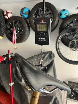 TREK REMEDY CARBON 27,5 velkosť L - 5