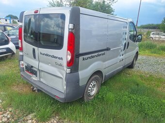 RENAULT TRAFIC 2.0 DCI ROK 2010 - 5