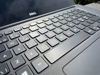 Dell Precision 5510 - CPU i7 / dotykový 4k display / NVIDIA - 5