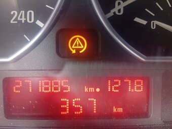Predám BMW E46 320d - 5