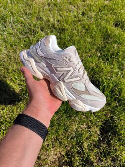 Topánky New Balance 9060 Sea Salt Brown 39.5 - 5