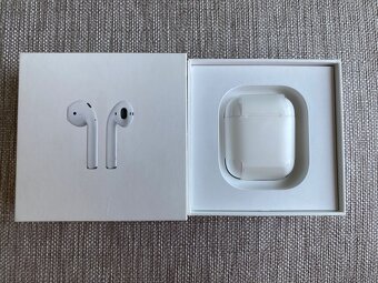 Apple AirPods 1.gen 2019 - 5