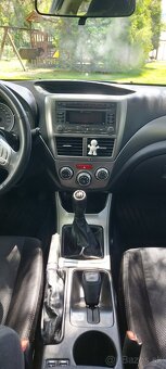 Predám SUBARU IMPREZA 2,0 COMFORT - 5