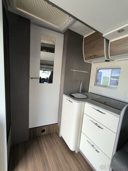 nový karavan Etrusco T 7400 SBC 2025 4-miestny - 5