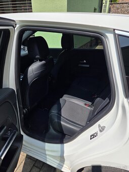 Mercedes B250e - 5