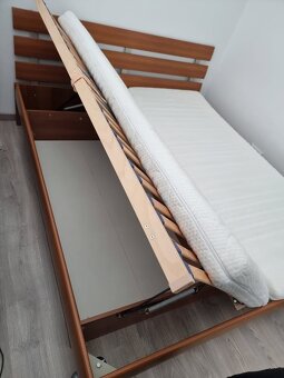 Manželská posteľ s matracmi a úložným priestorom - 5