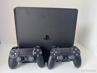 Playstation 4 slim - 5