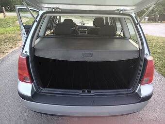 Predám Volkswagen Golf 4 Combi - 5