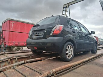 Kia Rio 1.5 Crdi - 5