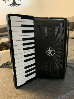 Akordeon HOHNER BRAVO I 49F - 5
