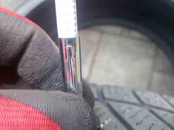 Zimné pneu 225/40 R18 - 5