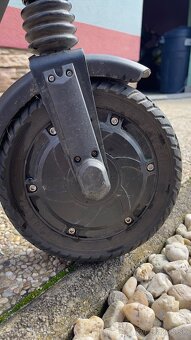 Elektrická kolobežka KUGO S3 - 5